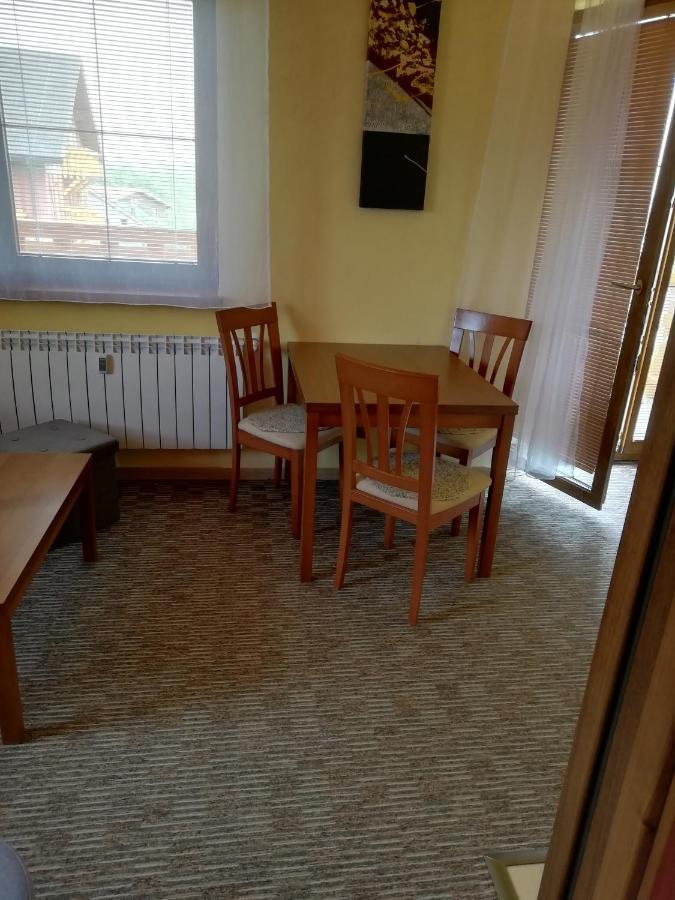 Apartman Fiona Велка Ломница Екстериор снимка
