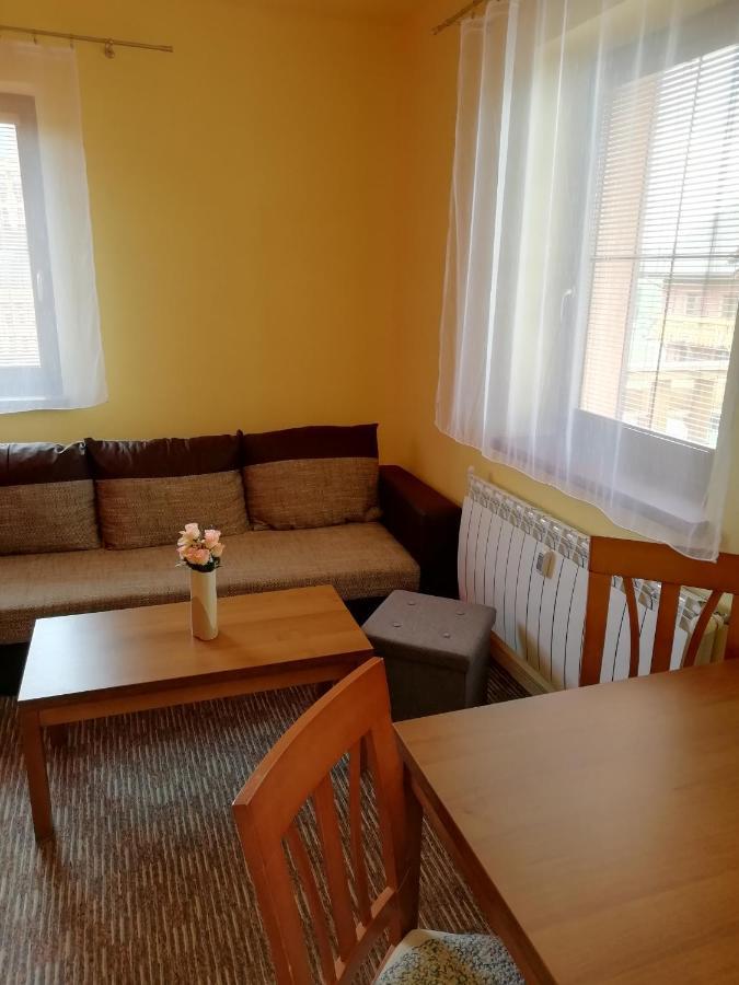 Apartman Fiona Велка Ломница Екстериор снимка