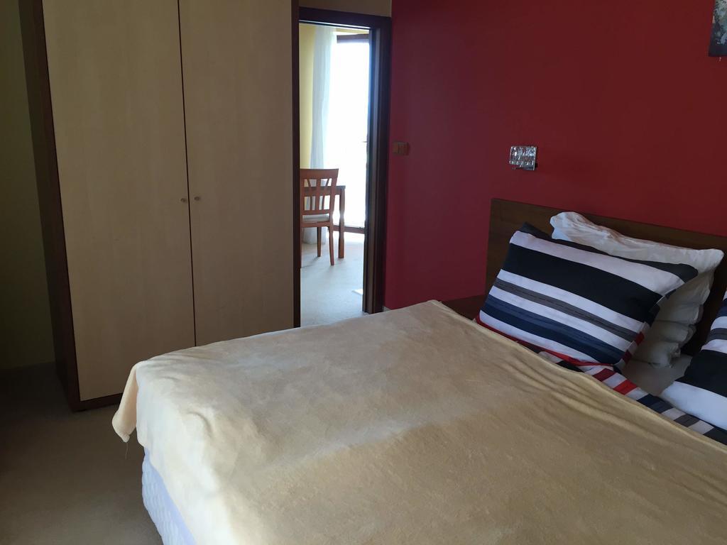 Apartman Fiona Велка Ломница Екстериор снимка