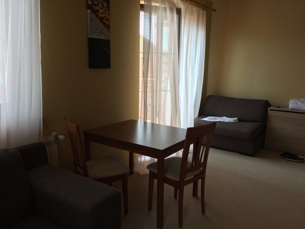 Apartman Fiona Велка Ломница Екстериор снимка