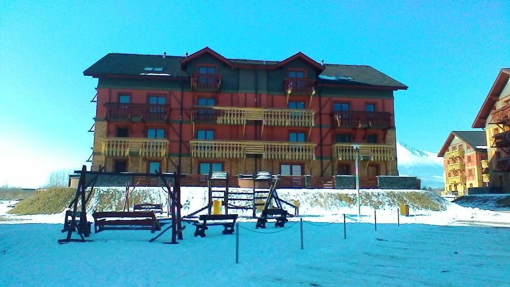 Apartman Fiona Велка Ломница Екстериор снимка